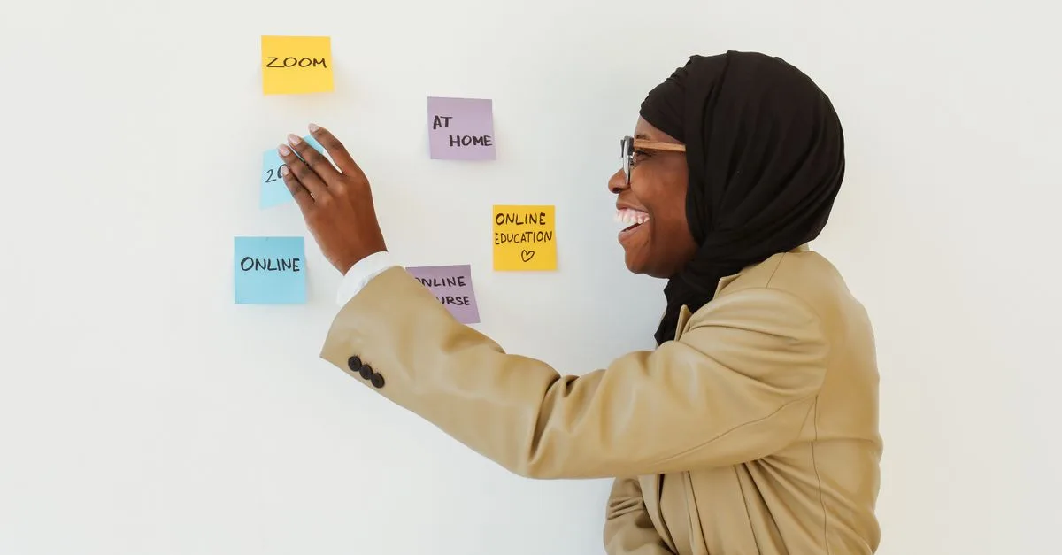découvrez l'importance de l'apprentissage tout au long de la vie pour développer vos compétences, rester curieux et vous adapter aux changements constants.